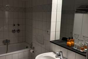 Schöne 2-Zimmer-Maisonette-/Galeriewohnung mit Balkon in Düsseldorf-Kaiserswerth zu vermieten – Die vollständige Adresse der Immobilie erhältst du vom Anbieter., 40489 Kaiserswerth, Düsseldorf – Vorschaubild 19
