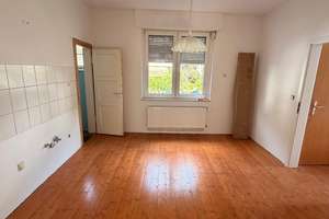 Gepflegtes Mehrgenerationenhaus mit 2 Wohneinheiten, Garten & Garagen in Iserlohn-Grüne – Die vollständige Adresse der Immobilie erhältst du vom Anbieter., 58644 Iserlohn-Mitte, Iserlohn – Vorschaubild 4