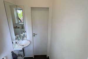 Exklusives Einfamilienhaus in Allach-Untermenzing  mit großen Garten und Pool und Einliegerwohnung – Blumenbachstraße 3, 80999 Untermenzing, München – Vorschaubild 16