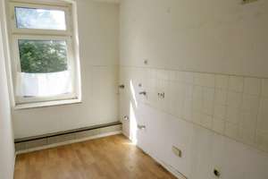 Frisch sanierte Dachgeschosswohnung wartet nur auf Sie! – Trinenkamp 38, 45889 Bismarck, Gelsenkirchen – Vorschaubild 2