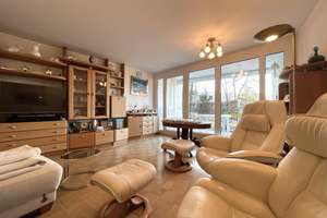 Stuttgart-Botnang: Wunderschöne 3-Zimmer-Wohnung mit Fernblick und Gartenanteil