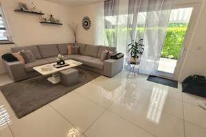 Elegantes Townhouse in begehrter Lage –  Stilvolle Wohnatmosphäre für die ganze Familie – Die vollständige Adresse der Immobilie erhältst du vom Anbieter., 53619 Rheinbreitbach – Vorschaubild 8