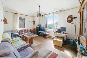 Renovierungsbedürftige 3 Zimmer + ausbaubares Dachgeschoss in Stuttgart-Bad Cannstatt – Tilsiter Str 5, 70374 Schmidener Vorstadt, Stuttgart – Vorschaubild 4