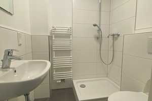 Stylische Studiowohnung mit großem Wohn-Kochbereich in renoviertem Altbau! – Mannheim – Vorschaubild 6