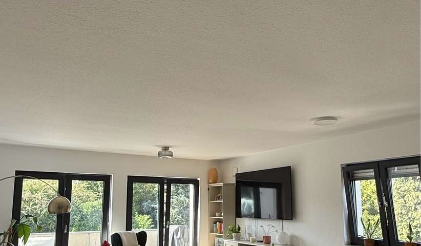 helle 2 Zimmerwohnung mit Balkon - Photo 1