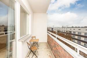 2-Zimmer-Wohnung im 6.OG in Bestlage am Ku’damm - renoviert, bezugsfrei und provisionsfrei! – Die vollständige Adresse der Immobilie erhältst du vom Anbieter., 10709 Halensee, Berlin – Vorschaubild 3