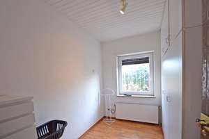 Ebenerdiges Einfamilienhaus mit Doppelgarage auf Hintergrundstück in Oldenburg-Krusenbusch – Die vollständige Adresse der Immobilie erhältst du vom Anbieter., 26135 Krusenbusch, Oldenburg (Oldenburg) – Vorschaubild 12