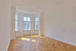 Stilvolle Altbauresidenz – Großzügigkeit, Eleganz und zeitlose Architektur auf höchstem Niveau – Die vollständige Adresse der Immobilie erhältst du vom Anbieter., 14467 Nördliche Innenstadt, Potsdam – Vorschaubild 4