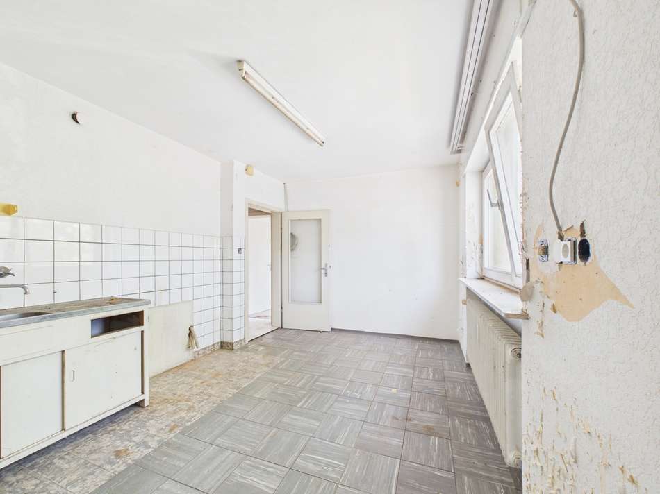 14 Küche (Wohnzimmer EG)