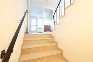 Puchheim/Bhf:modern renoviertes Split-Level-Familienhaus: 6 Zimmer+3 Bäder+Gäste-WC+neue EBK+Parkett – Die vollständige Adresse der Immobilie erhältst du vom Anbieter., 82178 Puchheim – Vorschaubild 35