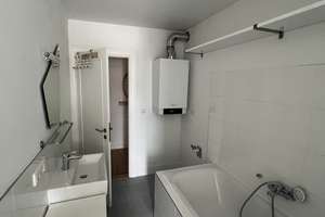 Helle 2-Zimmer-Wohnung mit Balkon – ca. 100 m² – 65203 Biebrich, Wiesbaden – Vorschaubild 4