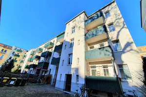 Renoviert I Balkon I Tageslichtbad mit Wanne I geräumige Küche mit Einbauküche I Aufzug – Weißestraße 15, 4299 Stötteritz, Leipzig – Vorschaubild 12