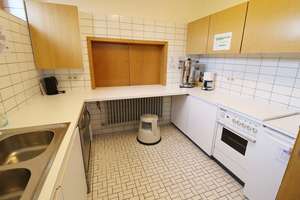 Ideal zur Umnutzung in Wohnraum - Ehemaliges Gemeindehaus mit großem Grundstück! – Die vollständige Adresse der Immobilie erhältst du vom Anbieter., 72525 Münsingen – Vorschaubild 5