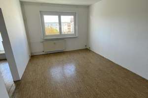 6-Raumwohnung im 4. Obergeschoss mit 2 Balkonen - Außenring von Toitenwinkel – Jawaharlal-Nehru-Str. 2, 18147 Toitenwinkel, Rostock – Vorschaubild 3
