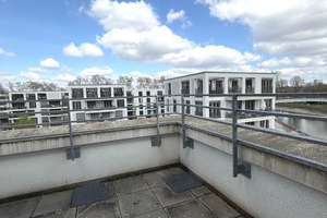 Penthouse Wohnung - direkt am Luitpoldhafen - mit EBK!