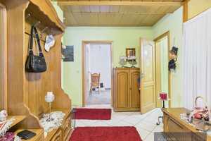 Top Zweifamilienhaus mit Balkon und Garten – Neunkirchen (Kreis) – Vorschaubild 5