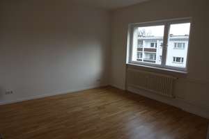 ***  EINLADENE 3 ZIMMER WHG - MIT HIGHLIGHTKÜCHE UND BALKON *** – Schwabstraße 7, 13409 Reinickendorf (Ortsteil), Berlin – Vorschaubild 5