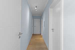 Traumhaftes 5-Zimmer-Einfamilienhaus mit gehobener Innenausstattung und EBK in begehrter Lage – Stormarn (Kreis) – Vorschaubild 10
