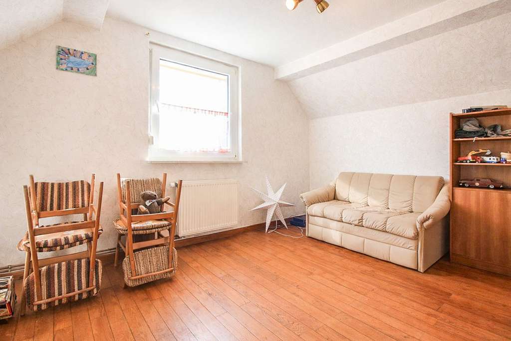 Immobilie in Wächtersbach - Rückzugsort im Grünen: kleines Haus in Wittgenborn + optional Freizeitgrundstück - Bild 4