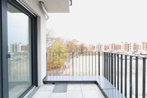 Lichtdurchflutete Etagenwohnung – modern, großzügig und komfortabel wohnen ! Anmietung nur mit WBS !