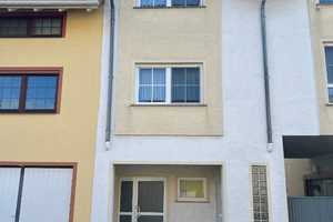 Ruhig gelegenes 2-Familienhaus mit großer Dachterrasse! – Wetteraukreis – Vorschaubild 1