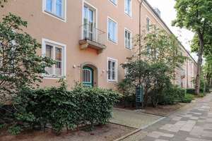 Wohnen mit Altbaucharme // 1.OG rechts – Ganghoferstr. 2, 38440 Stadtmitte (Ortsteil), Wolfsburg – Vorschaubild 1