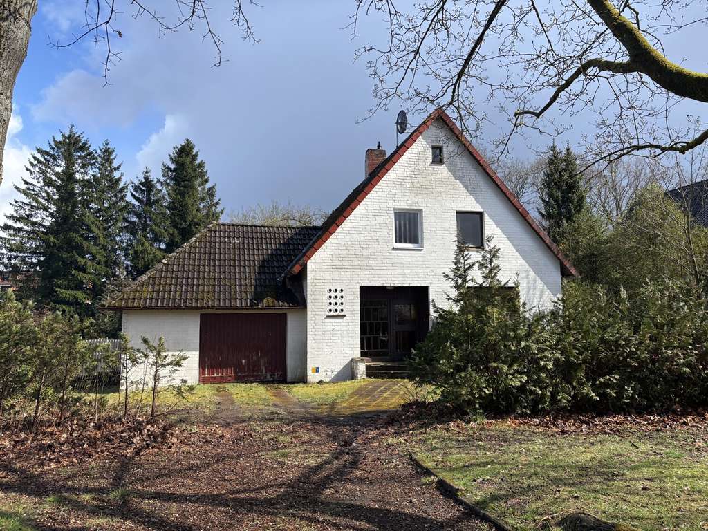 Immobilie in Verden (Aller) - Wohnen im beliebten Burgberg-Viertel?
Verwirklichen Sie sich Ihren Wohntraum! - Bild 3