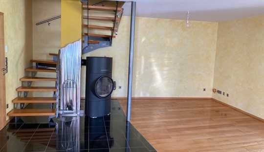 Bild von Außergewöhnliche Doppelhaushäfte mit  luxuriöser Innenausstattung in Gau-Algesheim (provisionsfrei)