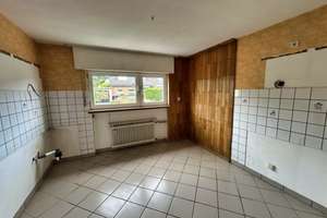 Charmante Doppelhaushälfte in Euskirchen-Stadt! – Die vollständige Adresse der Immobilie erhältst du vom Anbieter., 53879 Euskirchen – Vorschaubild 5