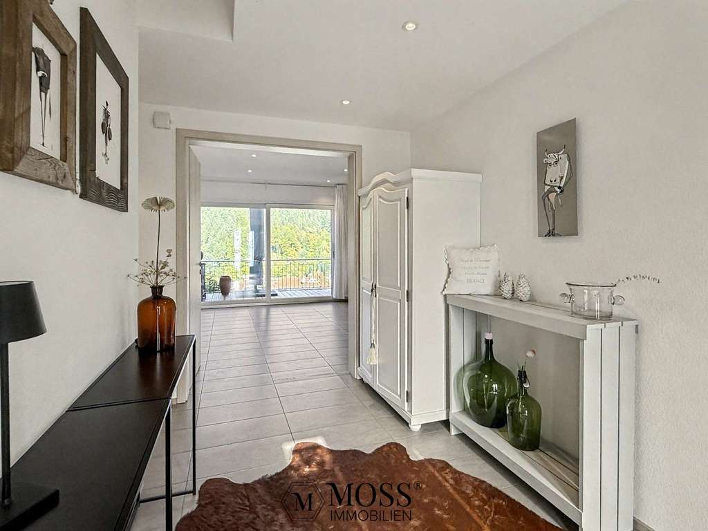 Immobilie in Oberharmersbach - Schwarzwaldidylle mit Panorama - Wohnen auf höchstem Niveau in Oberharmersbach - Bild 4