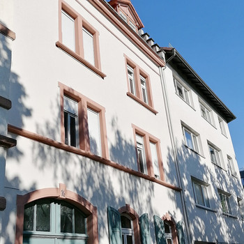 GERÄUMIGE ALTBAU-MAISONETTE MIT 4 ZIMMERN *** ZENTRAL / DAMM-ASCHAFFENBURG