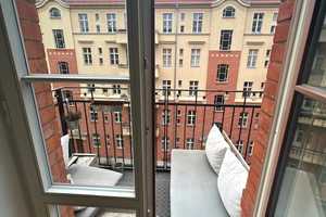 ANFRAGEN ÜBER DAS KONTAKTFELD! Schöne, ruhige und WG-geeignete 3-Zimmer-Wohnung im Altbaudenkmal – Torstraße 85, 10119 Berlin – Vorschaubild 3