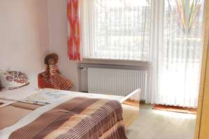 * Familienfreundliches 1-Familienhaus mit Einliegerwohnung  * – Die vollständige Adresse der Immobilie erhältst du vom Anbieter., 89537 Giengen an der Brenz – Vorschaubild 9
