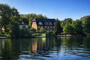 Direkt am Wasser: 3 Zimmer Altbauwohnung mit Balkon – Die vollständige Adresse der Immobilie erhältst du vom Anbieter., 12555 Köpenick, Berlin – Vorschaubild 2