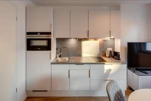 Möbliert: Stilvoll möbliertes Apartment – Die vollständige Adresse der Immobilie erhältst du vom Anbieter., 80809 Am Riesenfeld, München – Vorschaubild 4