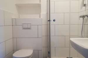 Helle und ruhige 2-Zi-Singlewohnung in der Nähe vom Hochemmericher Markt – Die vollständige Adresse der Immobilie erhältst du vom Anbieter., 47226 Hochemmerich, Duisburg – Vorschaubild 3