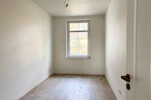 ERSTBEZUG * schicke Familienwohnung * moderne Bäder * Balkon – Paul-Gerhardt-Straße 64, 9130 Sonnenberg, Chemnitz – Vorschaubild 7