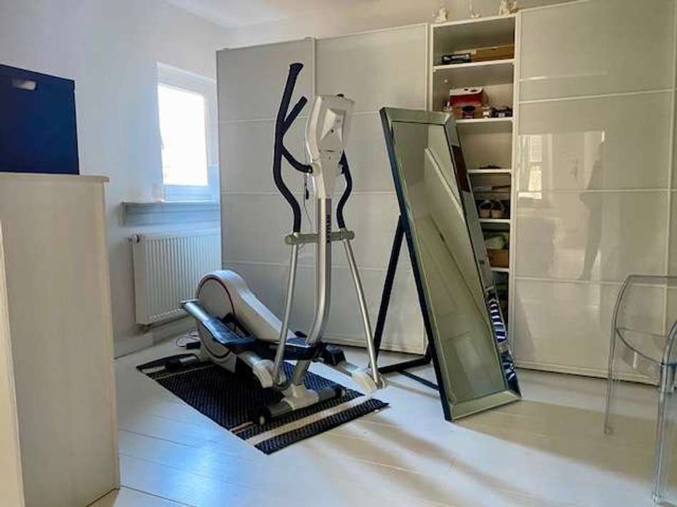 1. OG Ankleideraum Ansicht 1