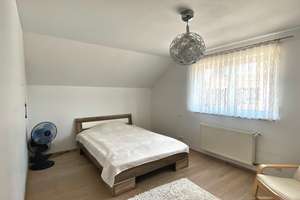 SCHMUCKSTÜCK IN KLEINOSTHEIM - DOPPELHAUSHÄLFTE MIT TERRASSE UND STELLPLÄTZEN – Die vollständige Adresse der Immobilie erhältst du vom Anbieter., 63801 Kleinostheim – Vorschaubild 7