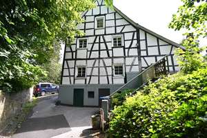**** Denkmalgeschütztes Fachwerkhaus in Solingen-Gräfrath.... **** – Die vollständige Adresse der Immobilie erhältst du vom Anbieter., 42653 Gräfrath, Solingen – Vorschaubild 1