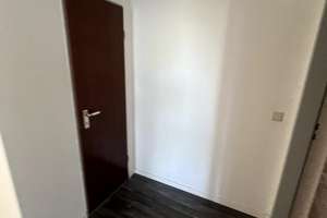 Helle 3,5-Zimmer-Dachgeschosswohnung mit Balkon in Duisburg-Hamborn – Markgrafenstr. 3, 47166 Obermarxloh, Duisburg – Vorschaubild 32