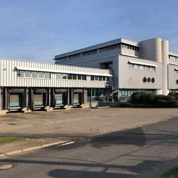 10245 m² Lagerfläche auf 3 Etagen per Rampenandienung 