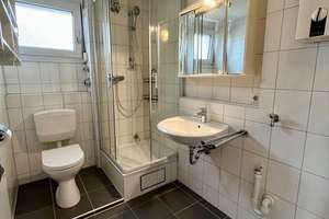Zentrale 2-Zimmer Wohnung mit Stellplatz, Einbauküche und Balkon – Die vollständige Adresse der Immobilie erhältst du vom Anbieter., 70439 Stammheim-Süd, Stuttgart – Vorschaubild 11