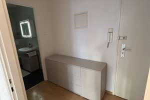 1-Zimmer-Wohnung im Lehel – lichtdurchflutet, renoviert & komplett neu möbliert, mit Balkon – 80538 Lehel, München – Vorschaubild 9