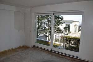 Wohnung mit weiträumigem Elbblick und zwei Stellpätzen unmittelbar vor der Tür – Strandtreppe 2, 22587 Blankenese, Hamburg – Vorschaubild 9
