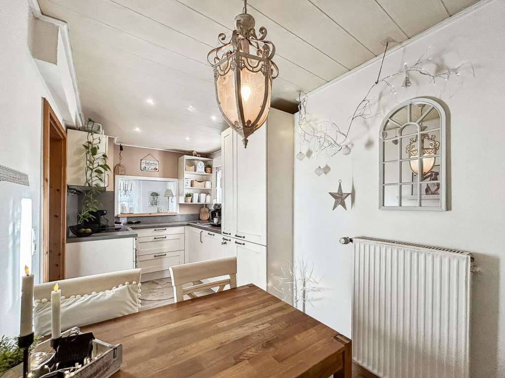 Immobilie in Elz - Gemütliches Einfamilienhaus in ruhiger Lage und schönem Garten in Elz - Bild 4