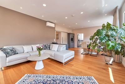 Großzügig wohnen, entspannt leben – Modernisiertes Zuhause in Wiesbaden-Sonnenberg