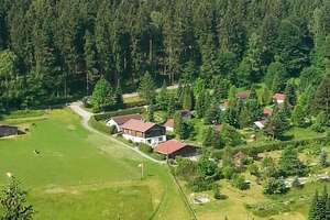Wohnhaus - Gaststätte - Feriendorf - Anlage in Pobershau!! – Die vollständige Adresse der Immobilie erhältst du vom Anbieter., 9496 Pobershau – Vorschaubild 2