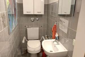 Großzügige 3,5 Zimmerwohnung mit Einbauküche und Balkon – Montafonstraße 29, 88045 Friedrichshafen – Vorschaubild 12