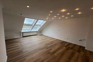 Wohnen mit Charakter: Drei Zimmer in Wuppertal-Elberfeld – Steinbeck 78, 42119 Elberfeld, Wuppertal – Vorschaubild 2